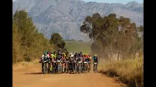 Absa Cape Epic 2021 - Etappe 1 - Huber (SUI) & Schneller (GER) holen ersten Sieg, Frei (SUI) & Stigger (AUT) mit zweitem Etappensieg